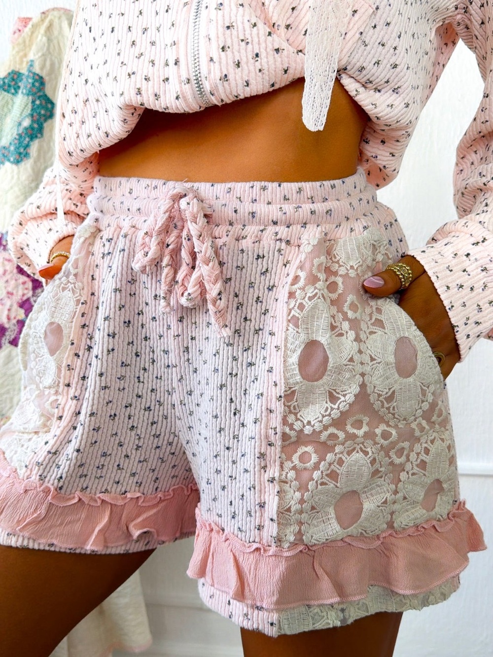 POL Boho PINK Floral Knit Waistband Lace
Patch Ruffle Shorts SIZES S-L